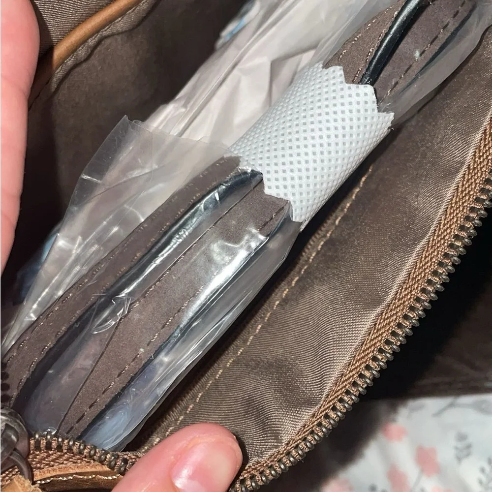 Fringe Leather Cowhide Crossbody Bag - Tan - Picture 3 of 3